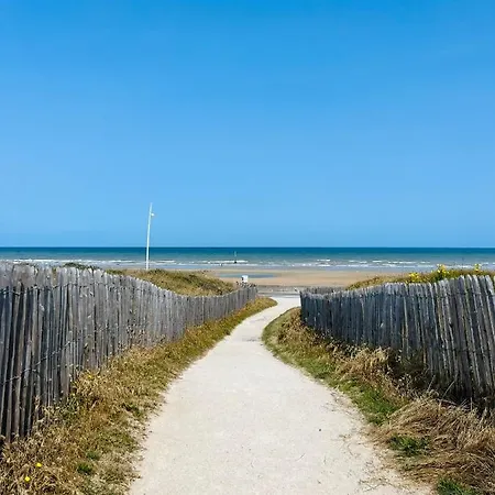 - Vue Mer - Acces Direct A La Plage Apartment *