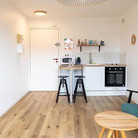 Apartment - Vue Mer - Acces Direct A La Plage *