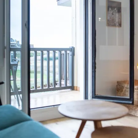 Apartment - Vue Mer - Acces Direct A La Plage